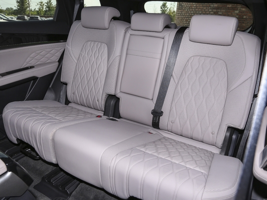 Expensive Chinese Market 2023 BYD Tang EV Energy Vehicle with 600km Long Endurance
